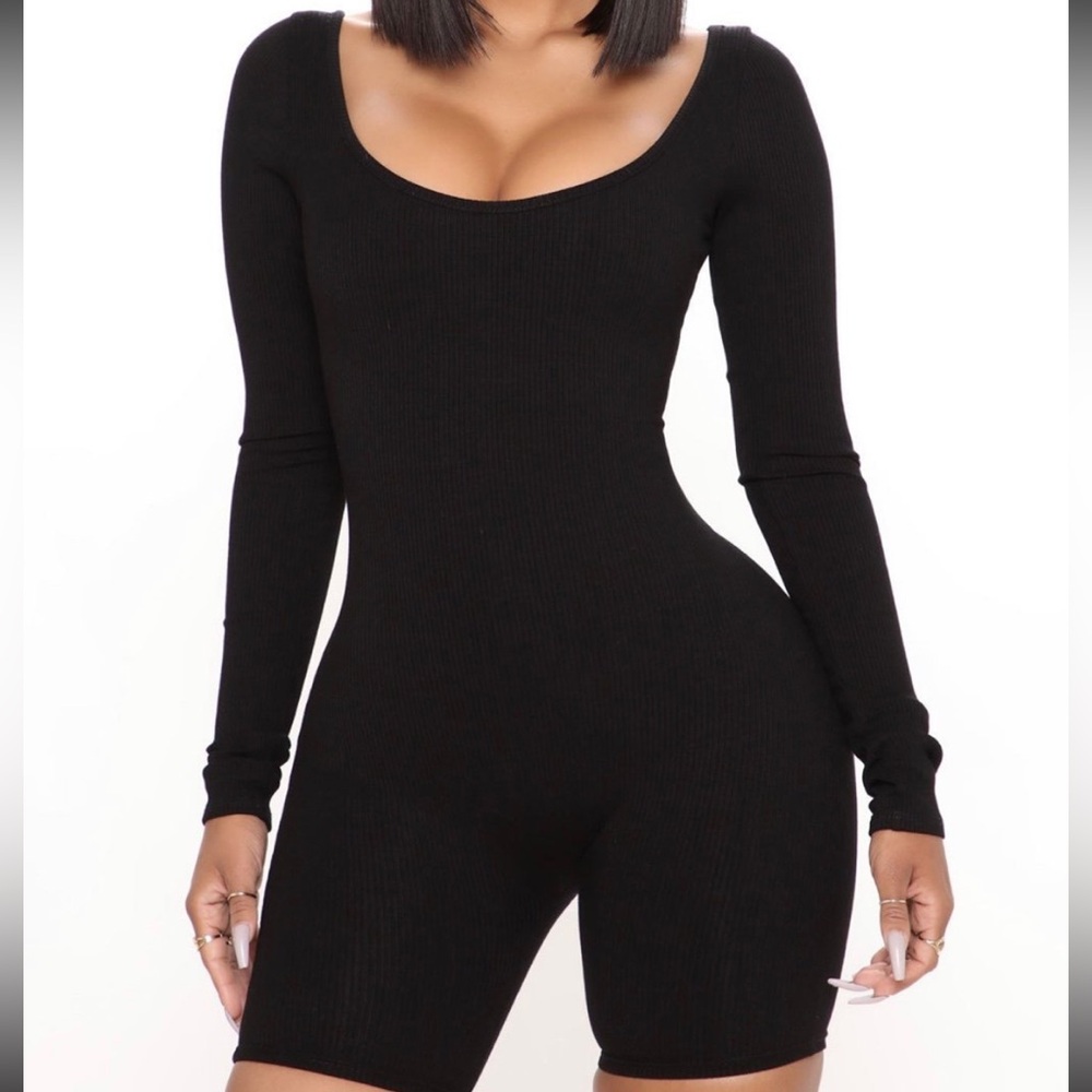 Fashion nova snatched daisy romper